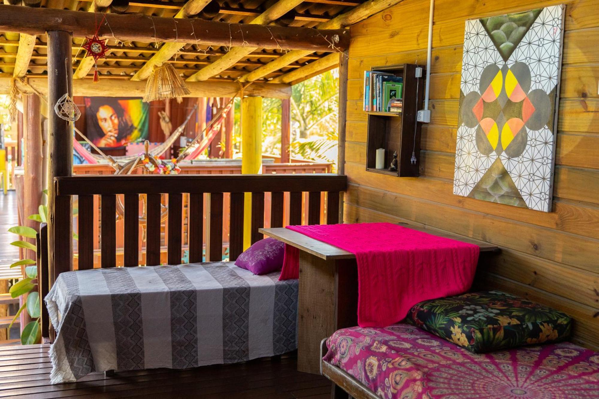פלהוקה Guarda Encantada Surf Hostel מראה חיצוני תמונה