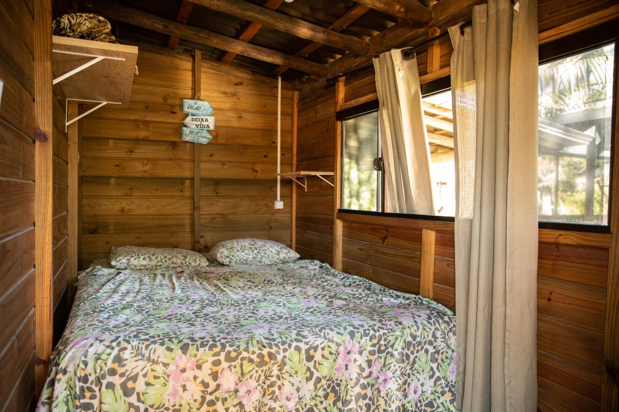 פלהוקה Guarda Encantada Surf Hostel מראה חיצוני תמונה