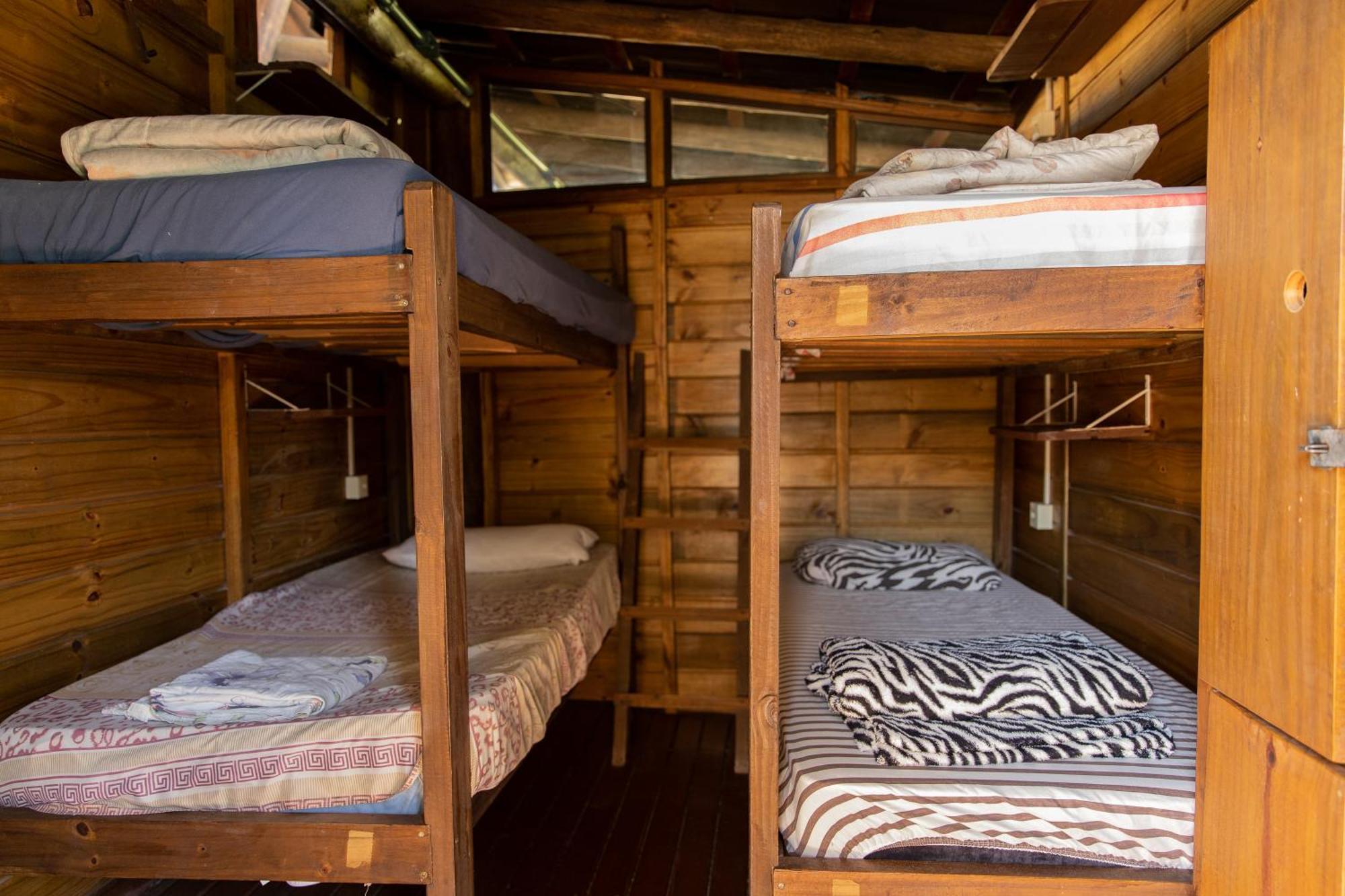 פלהוקה Guarda Encantada Surf Hostel מראה חיצוני תמונה